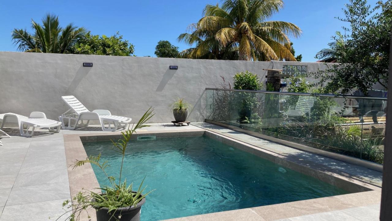 2 Chambres Avec Piscine Dans Maison Creole Сен-П'єр Екстер'єр фото